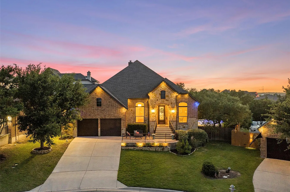  4 beds   4 baths  3,204 sqft